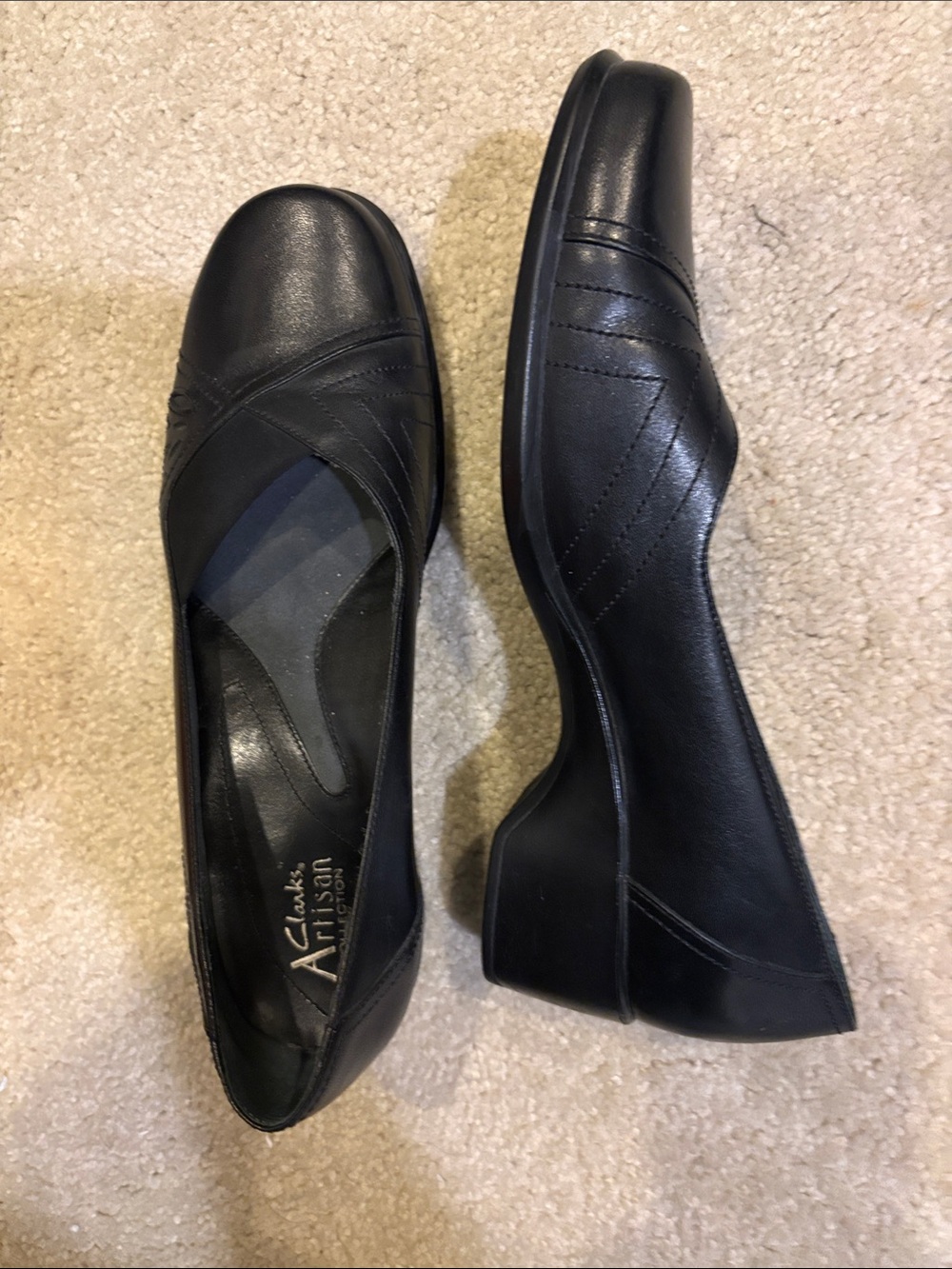 Clarks Black Leather Low Block Heel Pumps-Size 9